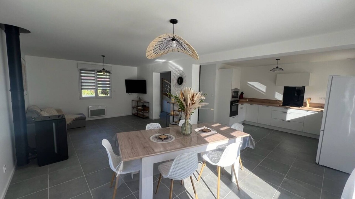 Lantheuil House | 3 Bedroom Private vacation home in Ponts sur Seulles