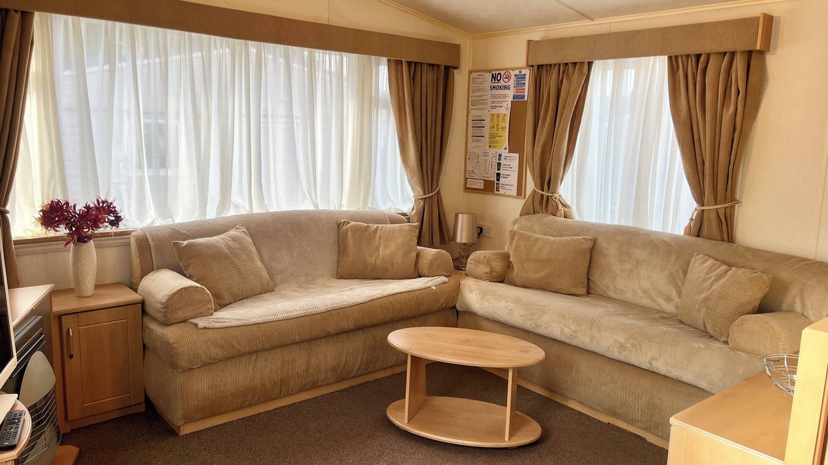Stepps House | 3 Bedroom Self-Catering Static Caravan near Glasgow City Centre