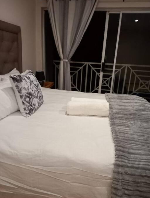 Faerie Glen Apartment | 3 bedroom self catering @ Lelapa La Baphogole