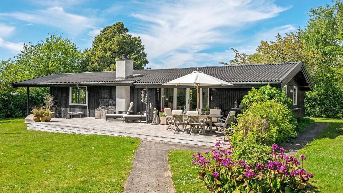 Holloselund House | 3 bedroom stunning home in Tisvildeleje