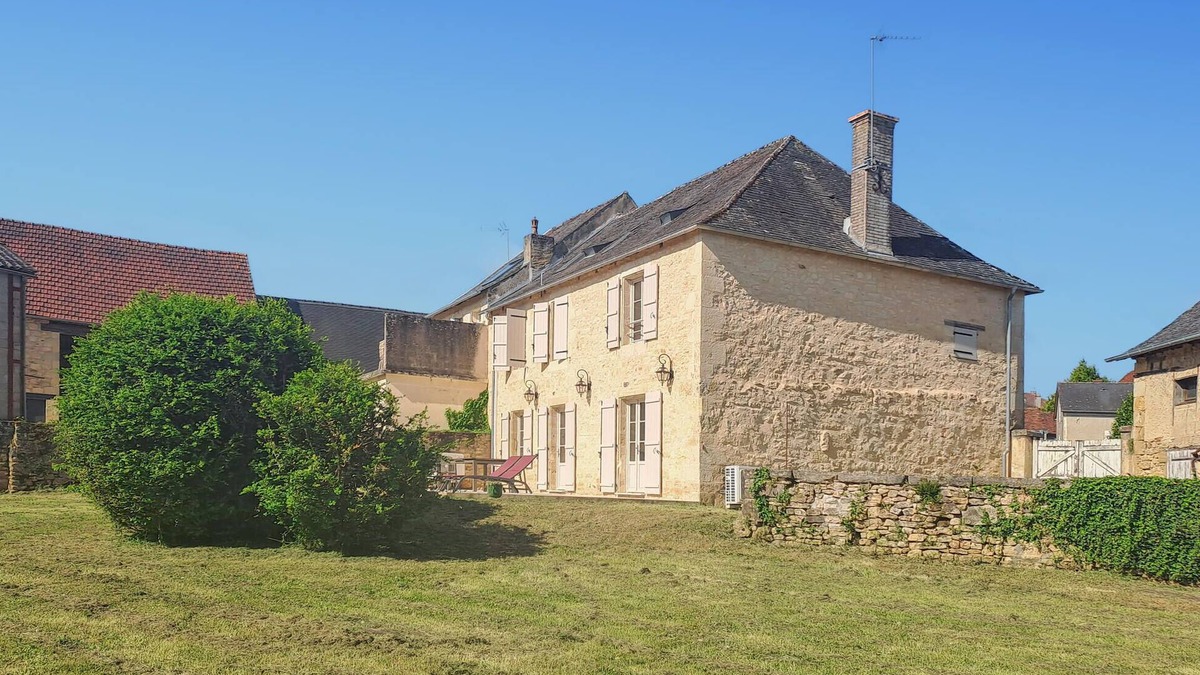 Saint-Robert House | 3 bedroom stunning home in Saint Robert