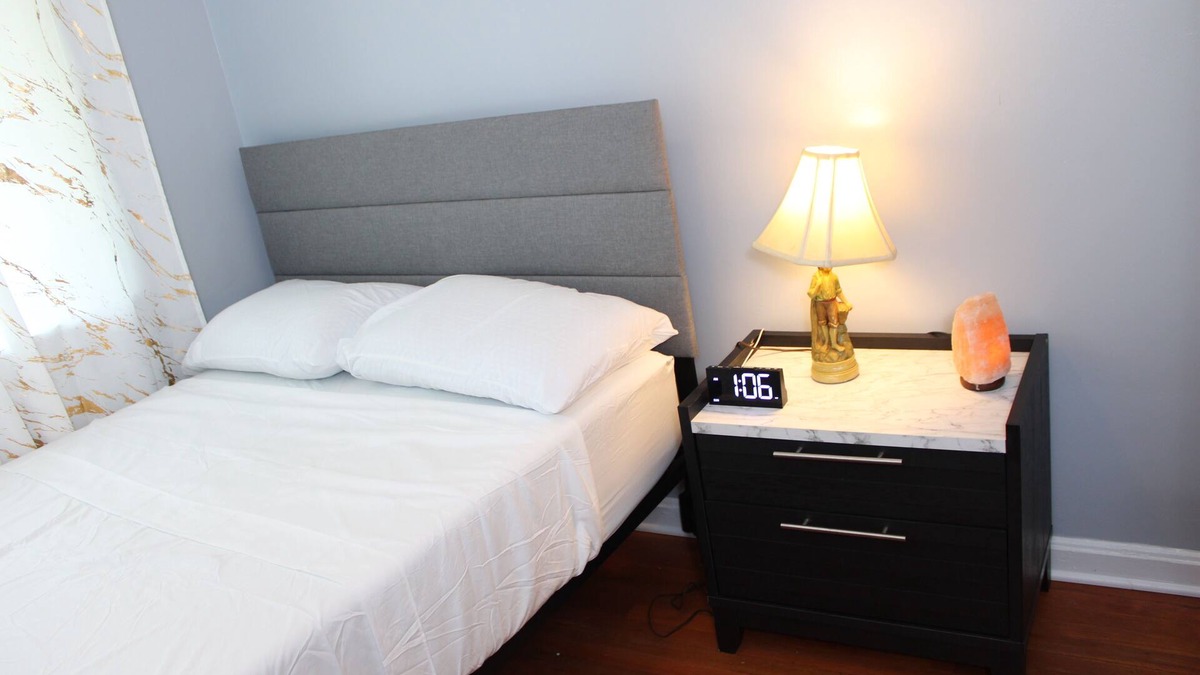 Oxon Hill House | 3-bedroom townhome in enjoyable Oxon Hill with AC 10 min. from National Harbor