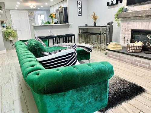 Bedford-Stuyvesant Apartment | 3 bedroom