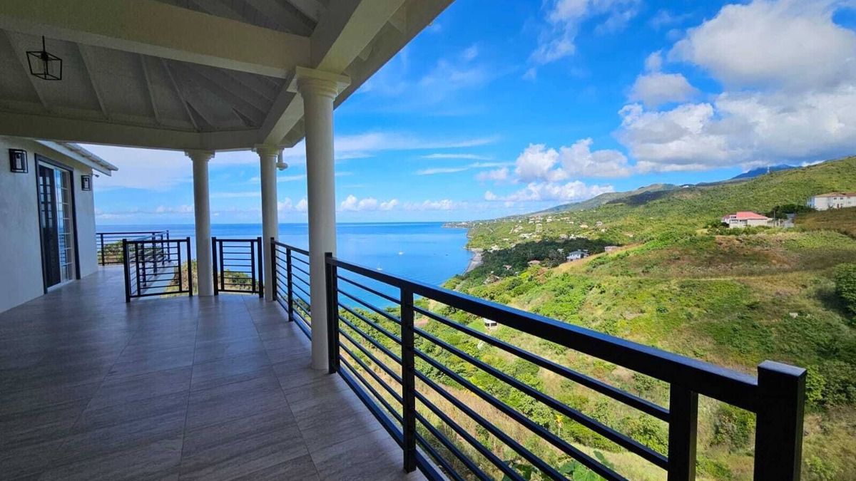 Mero House | 3-bedroom Villa in Saint Joseph Parish with amazing views, near Mero Beach