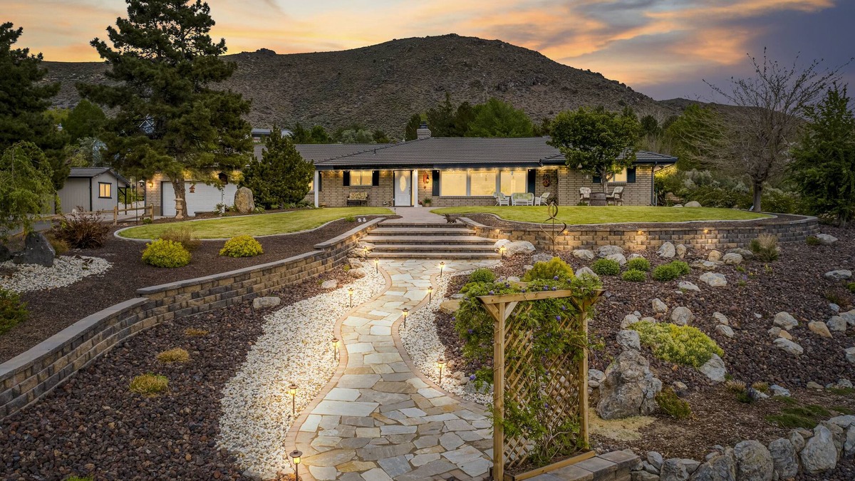 Carson City Villa | 3-Bedroom Villa 25 minutes from Tahoe