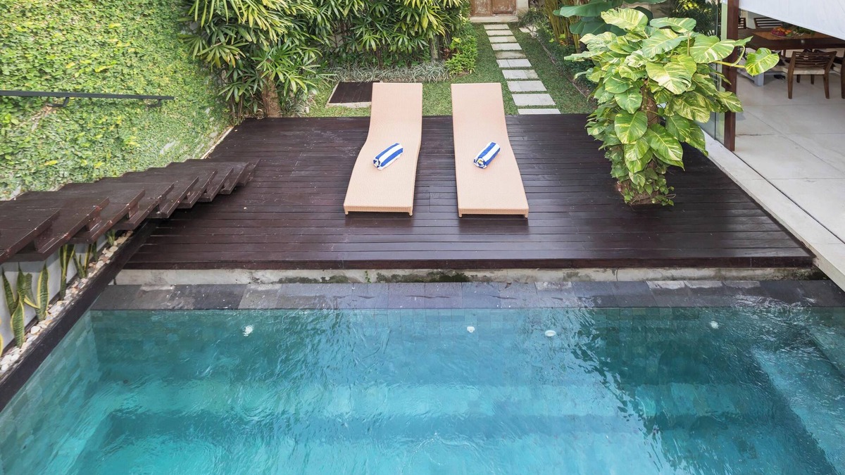 Padonan Villa | 3 Bedroom villa 5min near Batu Bolong Beach