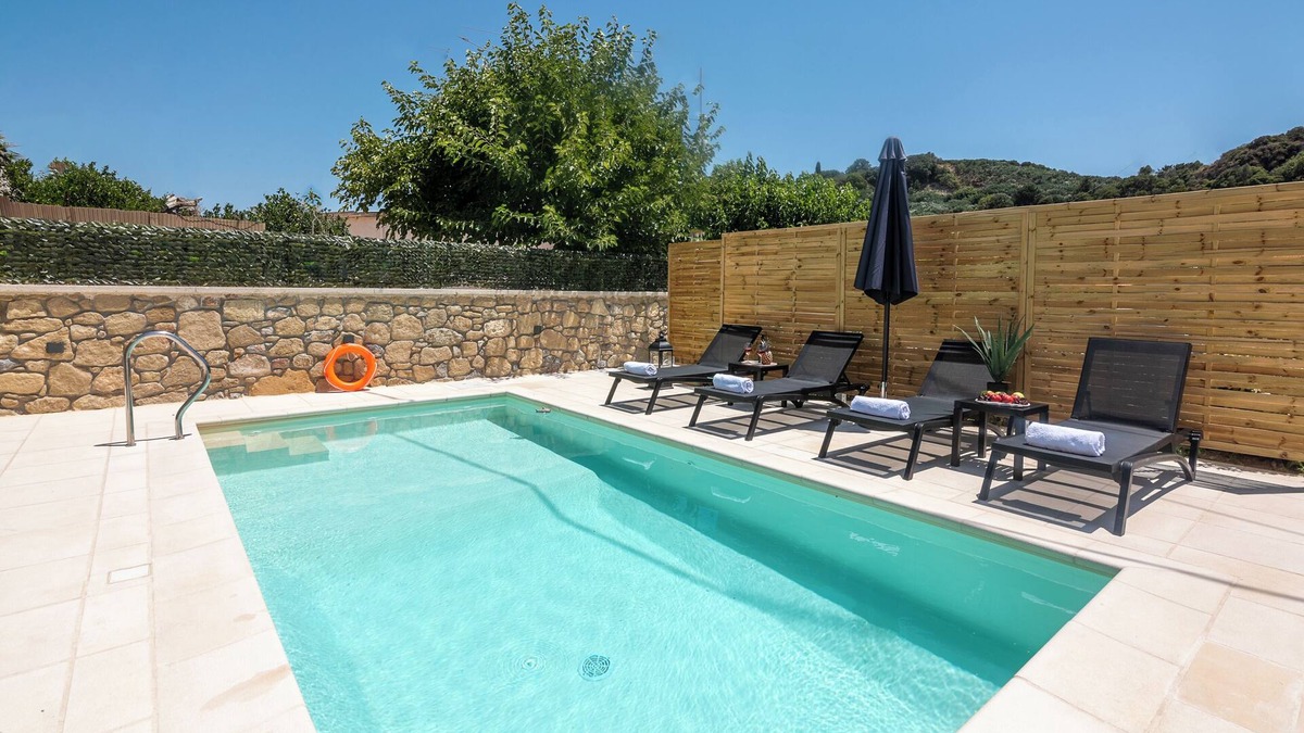 Milia Villa | 3-bedroom villa in brilliant Kissamos with AC, WiFi. Enjoy a relaxing stay