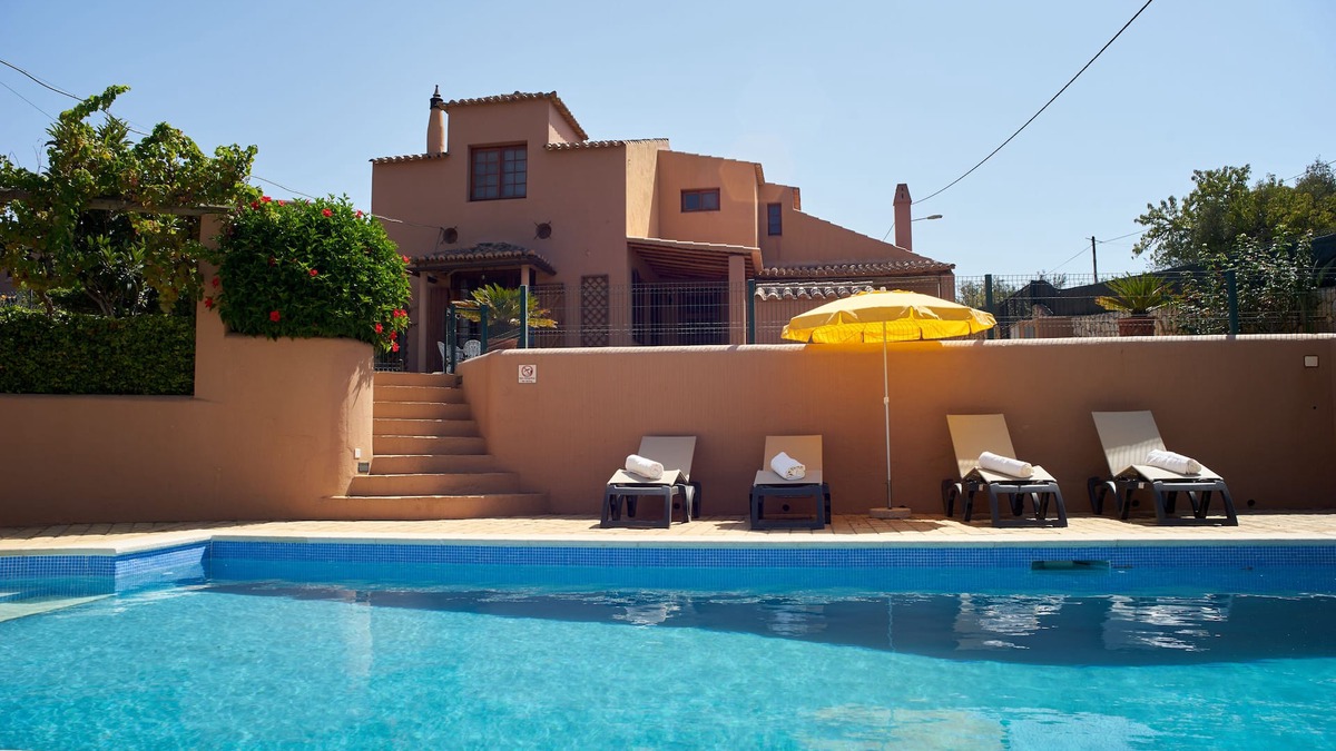 Montes de Alvor Villa | 3 Bedroom Villa minutes from the beaches and golf courses of Alvor