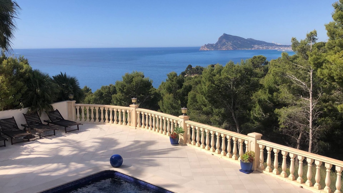 Altea la Vella Villa | 3 Bedroom Villa, Private Pool, Altea Hills
