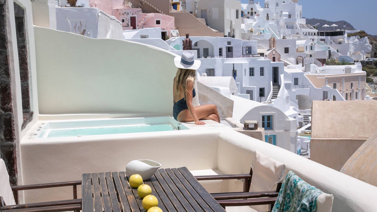 Oia Villa | 3 bedroom villa with private plunge pool