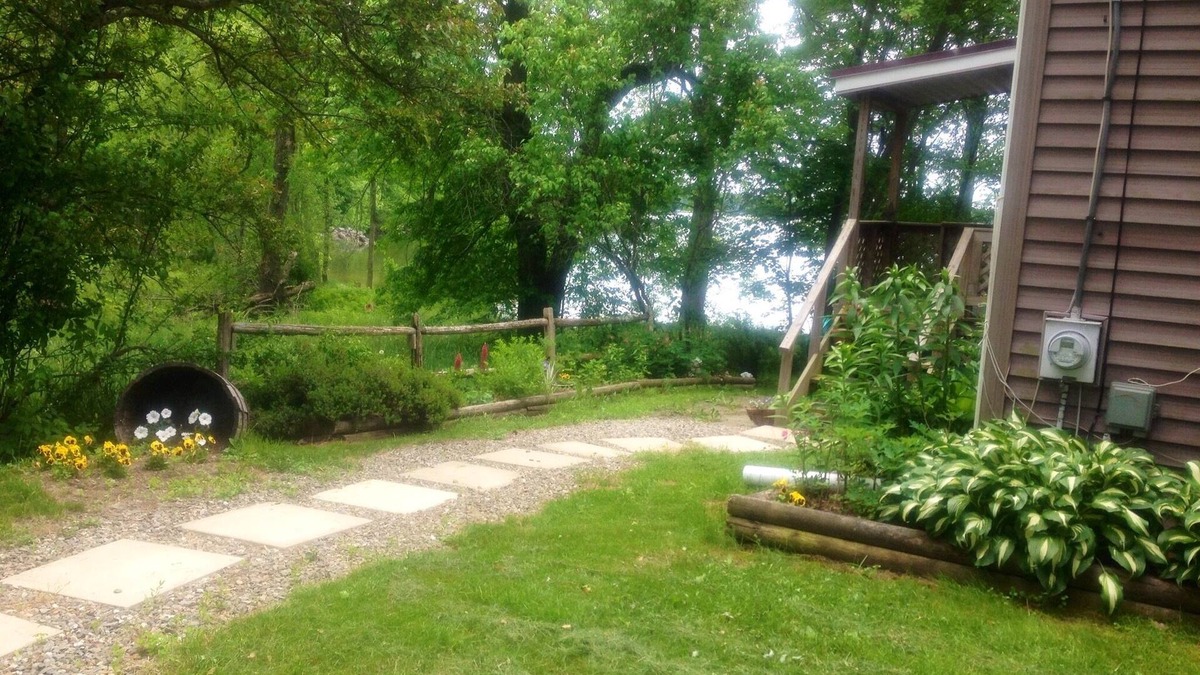 South China House | 3 Bedroom year round lakefront home on Three Mile Pond with private dock