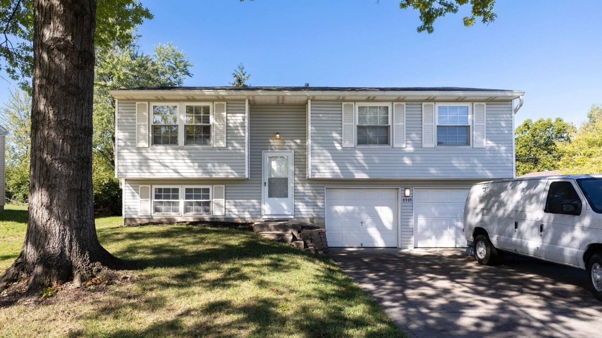 Parkdale House | 3 bedroom2 bathrooms house features WiFi, fully equipped kitchen,