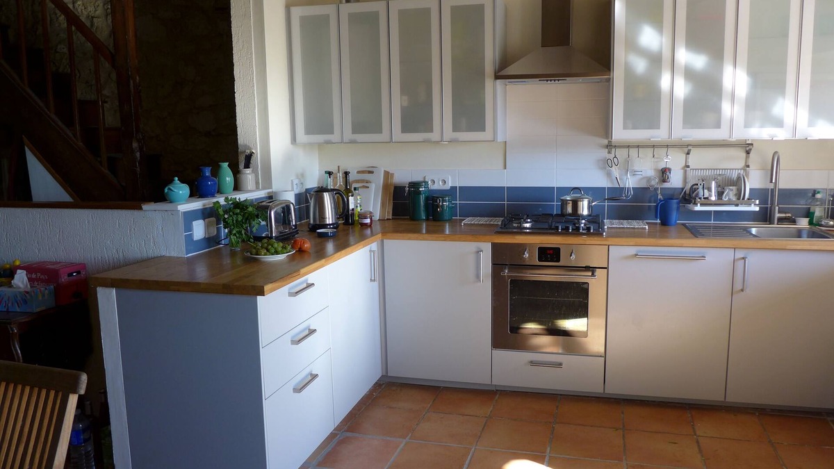 Saint-Clar House | 3 bedroomed house in beautiful arcaded square