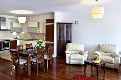 Marymount Apartment | 3 bedrooms Apartment Zoliborz Gwiazdzista