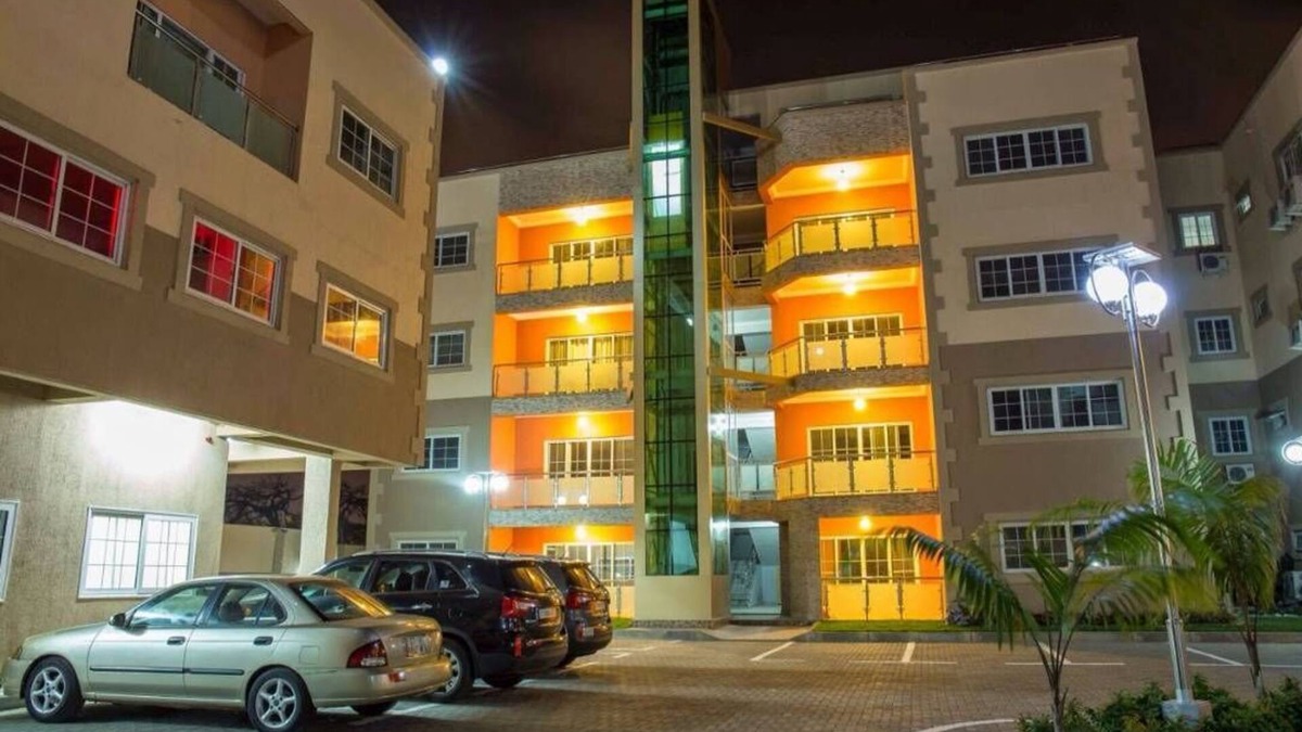 East Legon Apartment | 3 bedrooms fully furnished Apartments for rent (Short stay available)