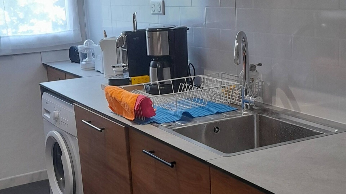 Sainte-Anne Apartment | 3 Bedrooms-Ideal quiet long stay for 3 people-September 2025 to June 2026