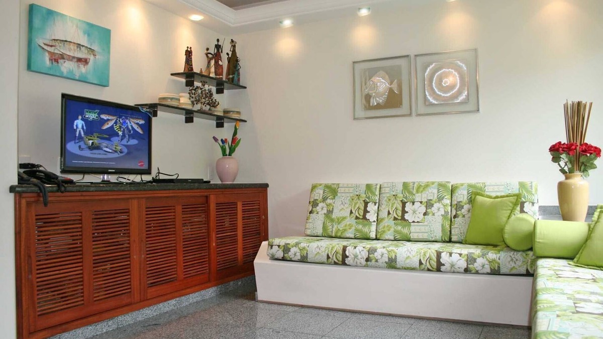 Toninhas Condo | 3 bedrooms, swimming pools, gardens, 24 hour security, air conditioning next to the beach.