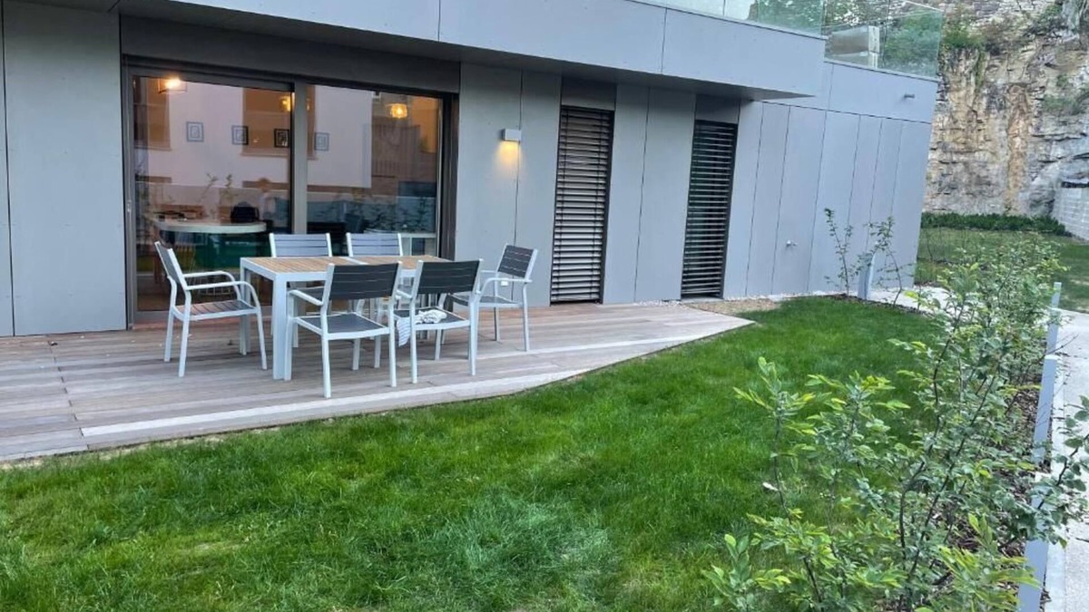 Hollerich Apartment | 3 bedrooms Terrace Garden Parking
