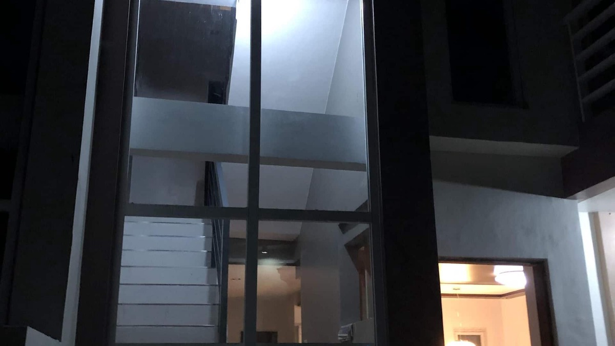 Bacoor City House | 3 BEDS/4 BATH BRAND NEW - 3 STORY TOWN HOME in BACOOR