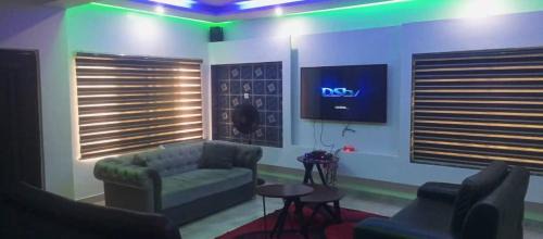Epetu Apartment | 3 Beds At Meridian Park Estate Awoyaya