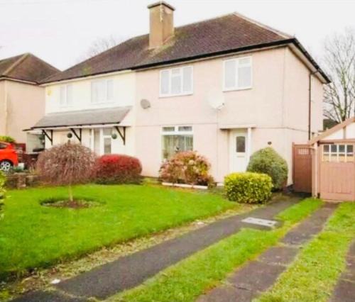Bramcote House | 3 BHK at 216 Wingman near to Lidl