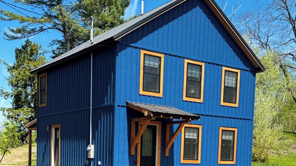 Brewer House | 3 BR/2.5 BATH RIVERVIEW
