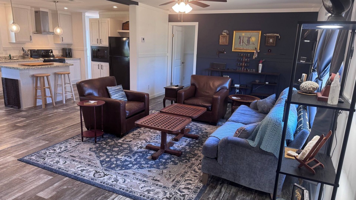 Cropwell House | 3 br 2 ba sleeps 6 near Lake Logan Martin