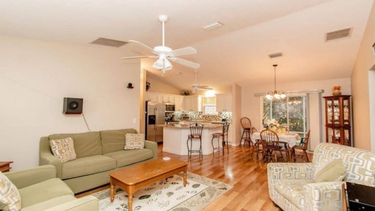 Piedmont Apartment | 3 BR in The Villages free activity May -Oct with Gas golf cart. near squares
