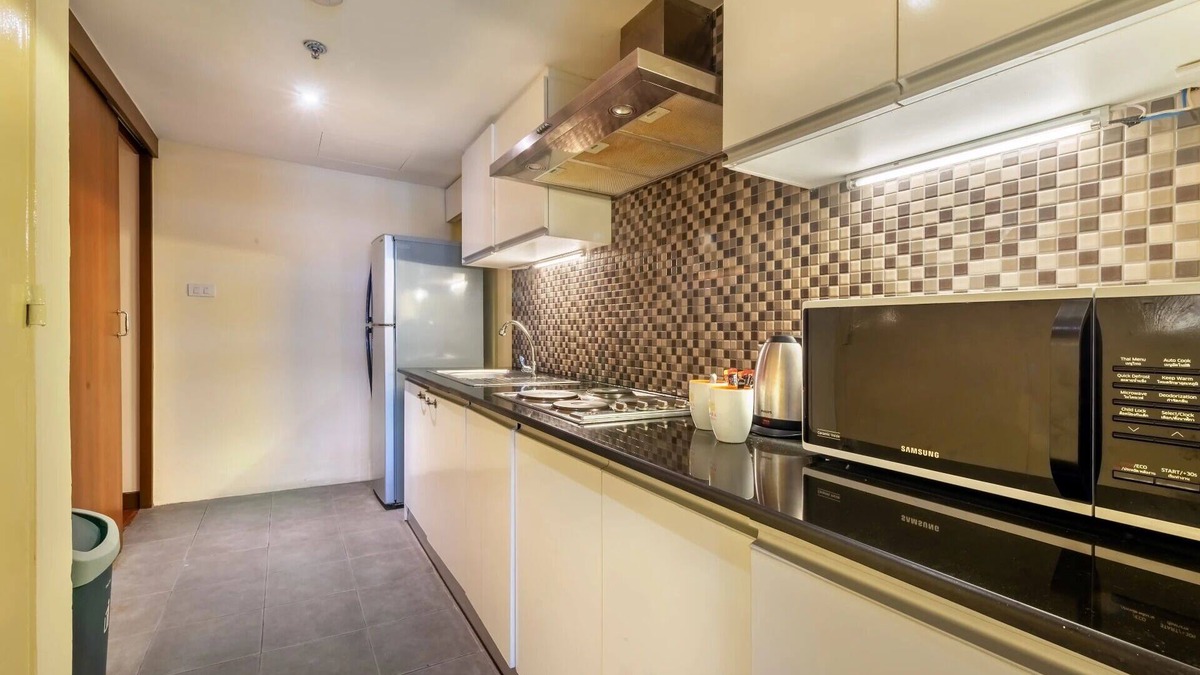 Embassy District Condo | 3 BR/Sky view/Lumpini/Monthly