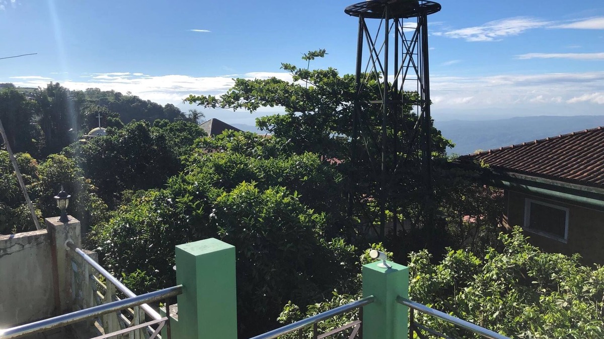 Tagaytay House | 3-BR Towhnouse in Tagaytay