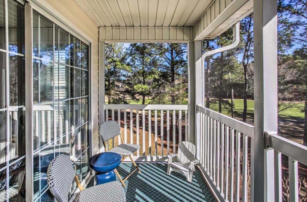 Longs Apartment | 3 Community Pools Golf Course Condo in Longs