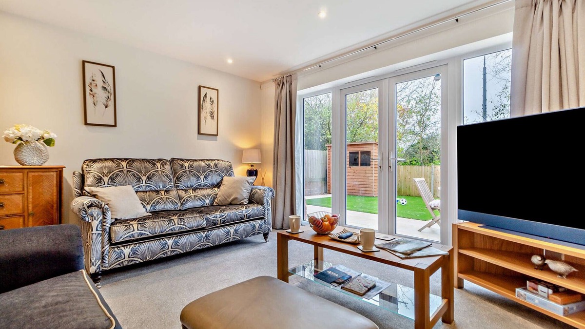 Framlingham House | 3 Fore Street Mews - Three Bedroom House, Sleeps 4