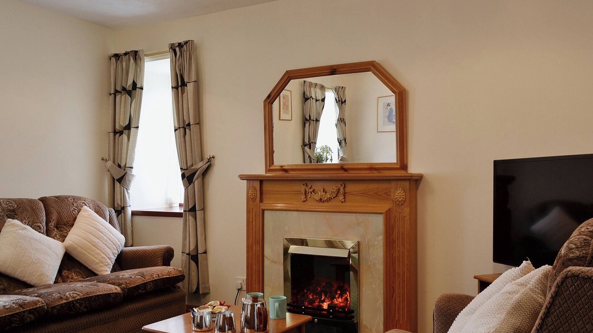 Cairneyhill Cottage | 3 bedroom accommodation in Cairneyhill near Dunfermline