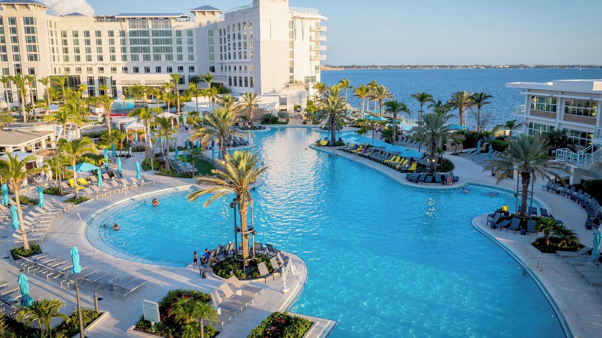 Charlotte Harbor Hotel | 3 Harbor front Room – Perfect for Dine w/Scenic Waterfront Backdrop