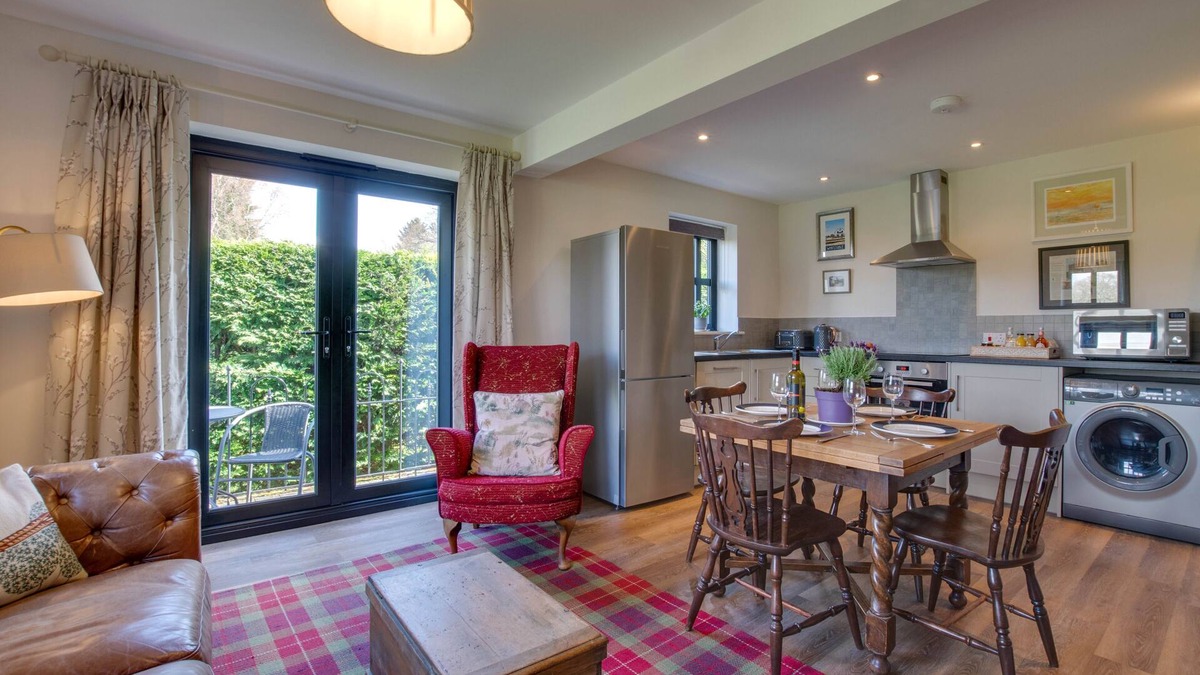 Stansted House | 3 Hilltop Cottages - Two Bedroom House, Sleeps 4