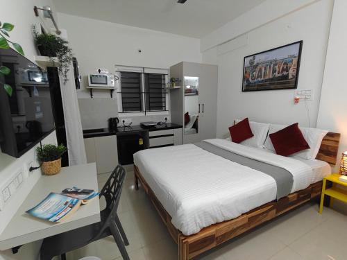 Brookefield Hotel | 3 Home Tales (Brookefield)