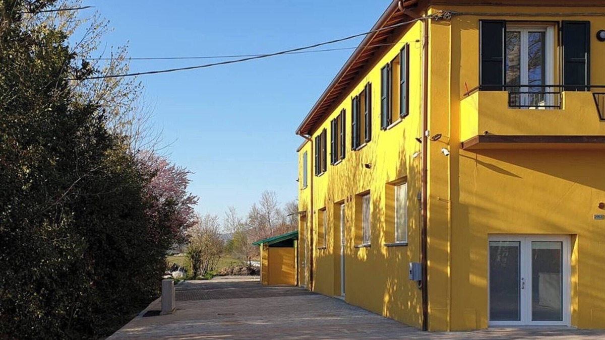 Castel San Pietro Terme Apartment | 3 lofts for 9 people, Abete 3p, Noce 4p, Rovere 2p