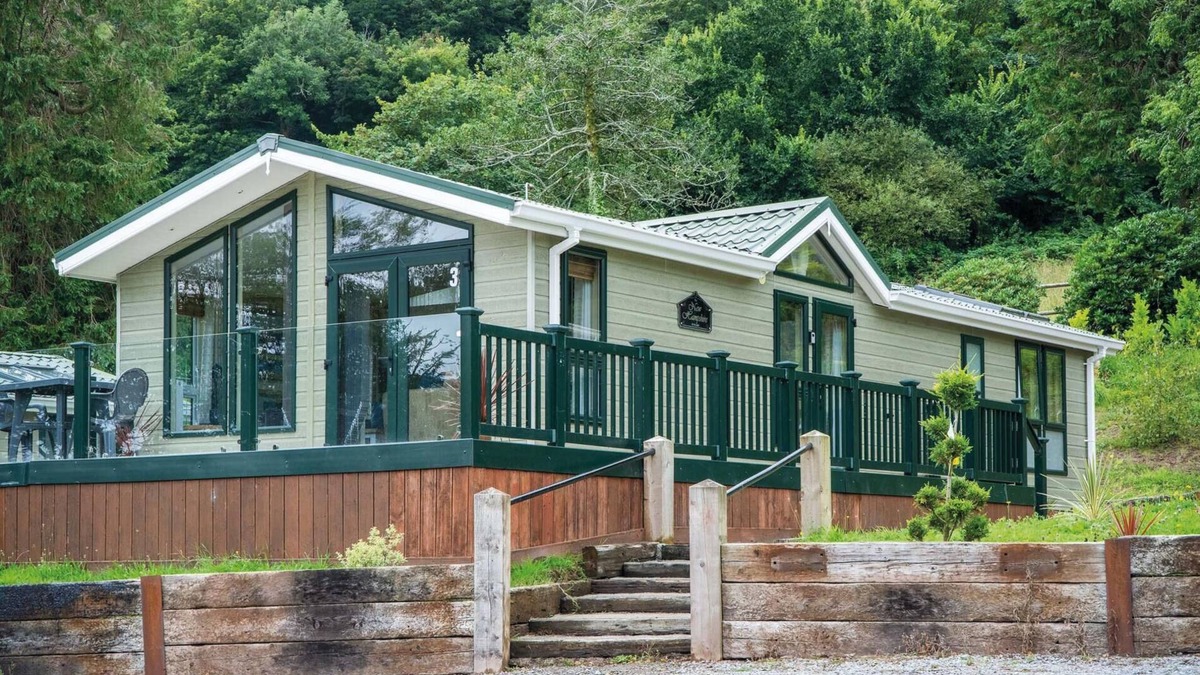 Llanddowror Apartment | 3 Manor Lodge - 2 Bedroom Lodge - Pendine