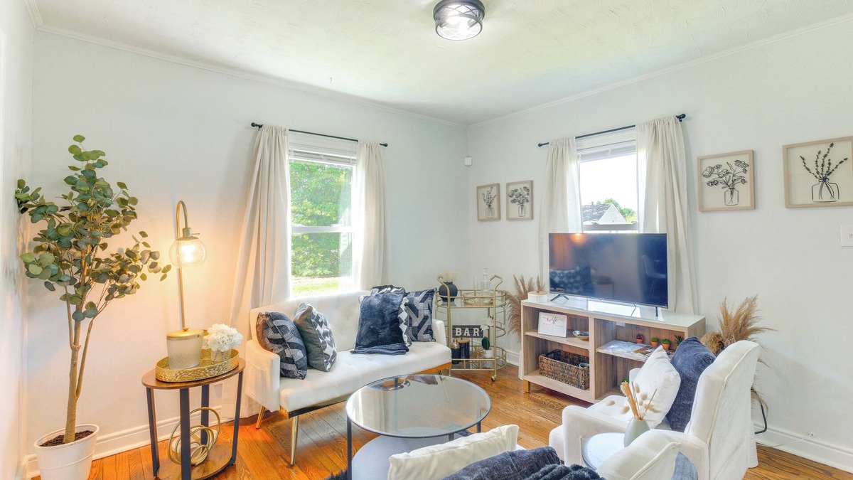 Mosby House | 3 Mi to Downtown: Getaway in Richmond