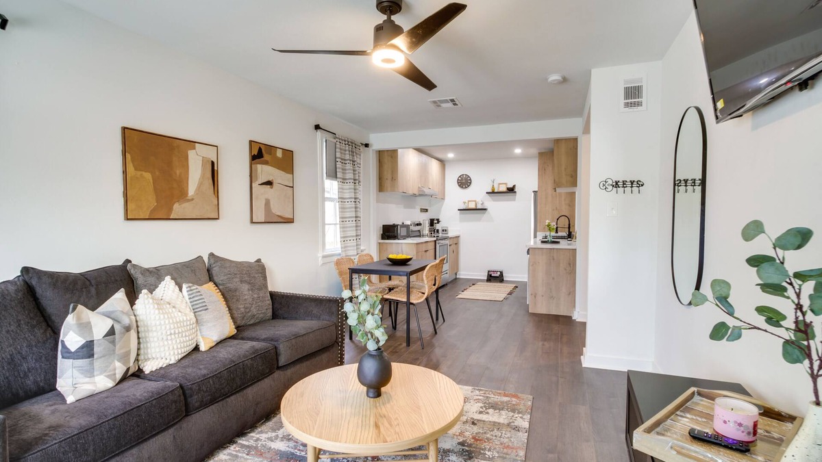 Dillard Apartment | 3 Mi to French Quarter: Modern Apt in New Orleans
