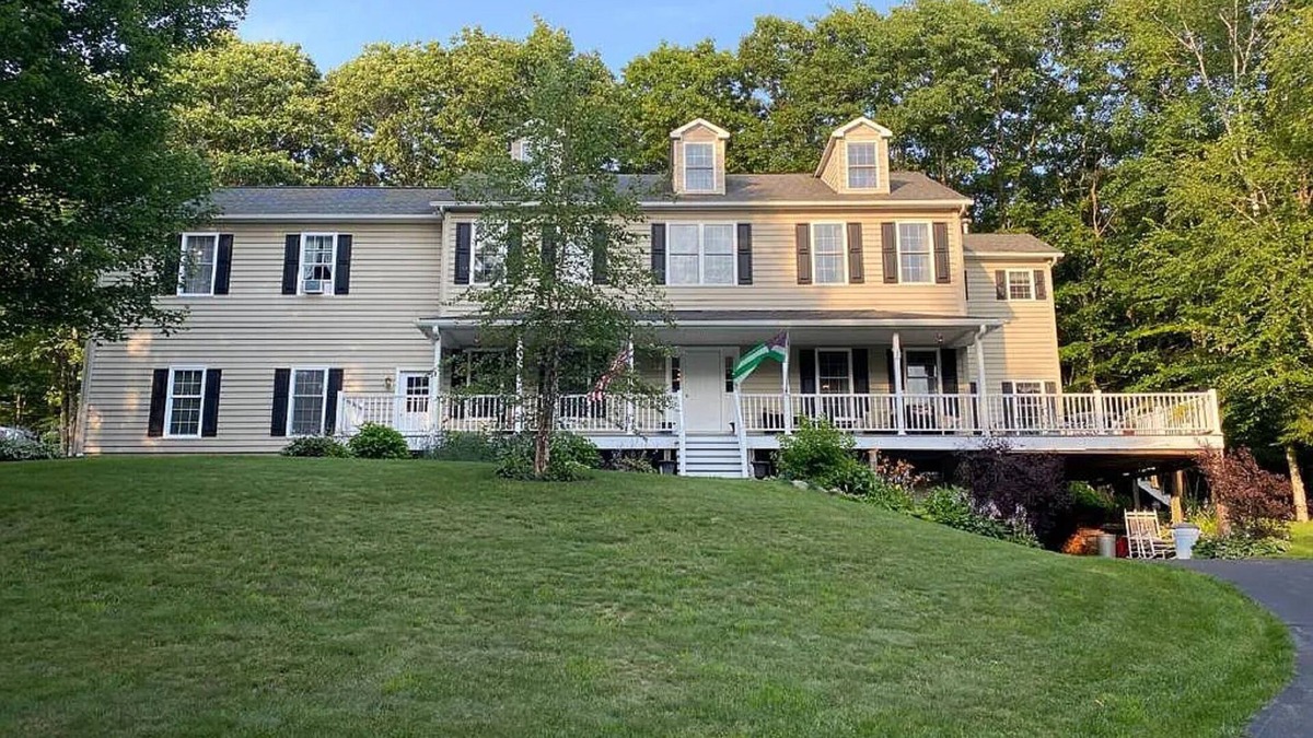 Fly Creek House | 3 min. to DreamsPark & 21 min. to CASV, 33 ft. Long Heated Pool, Fun, & Private