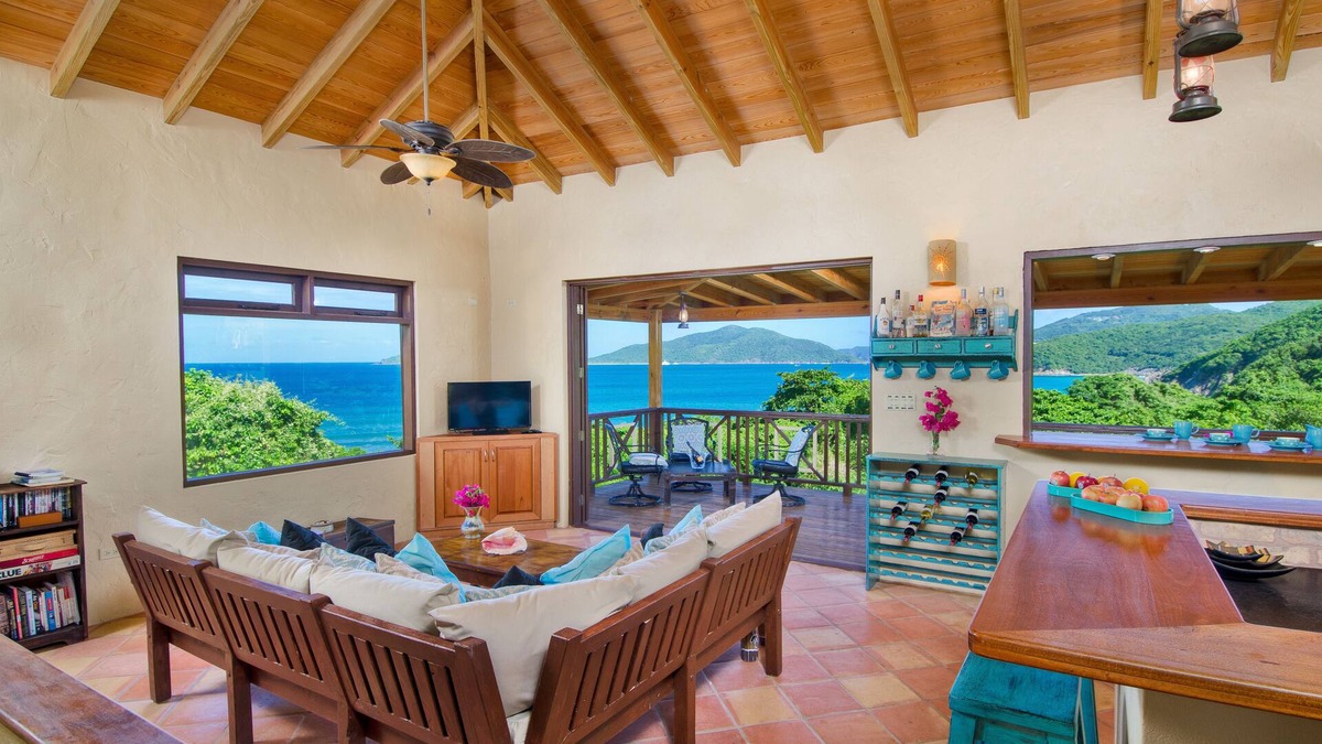 East End Villa | 3 min walk to surf. Amazing ocean views, beautiful gardens, private and peaceful