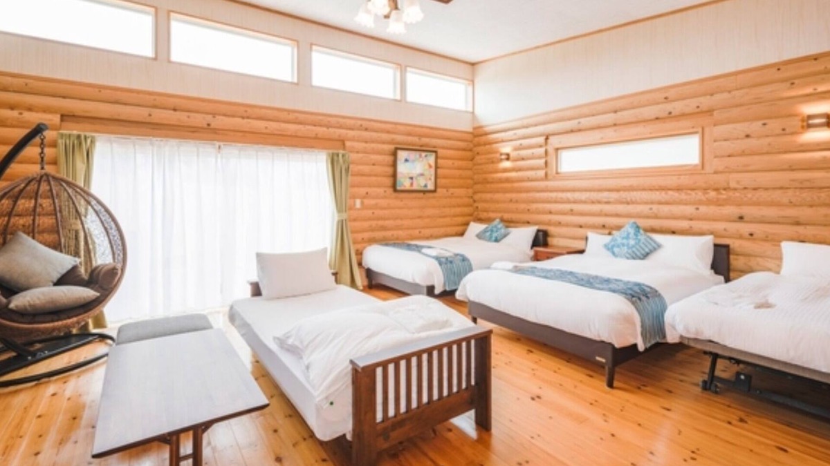 Miyakojima House | 3 nights Log house with outdoor jacuzzi 4 beds/Miyakojima Okinawa