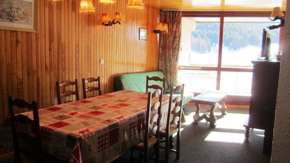 Villard-de-Lans Apartment | 3-room 64m² at the slopes - 6 to 8 ppl - Balcony - Parking
