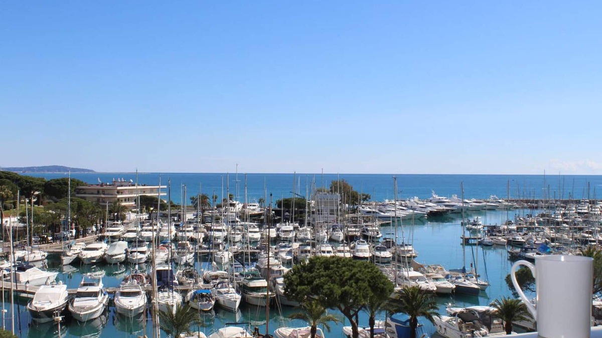 Villeneuve Loubet Beach Apartment | 3-room apartment with terrace and parking, Villeneuve-Loubet Beach