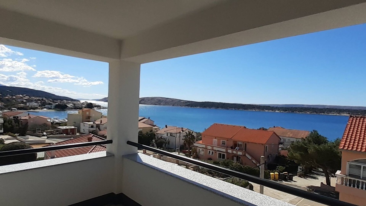 Barbat na Rabu Apartment | 3 room apartment, 100 meters from the beach with sea view, new building.
