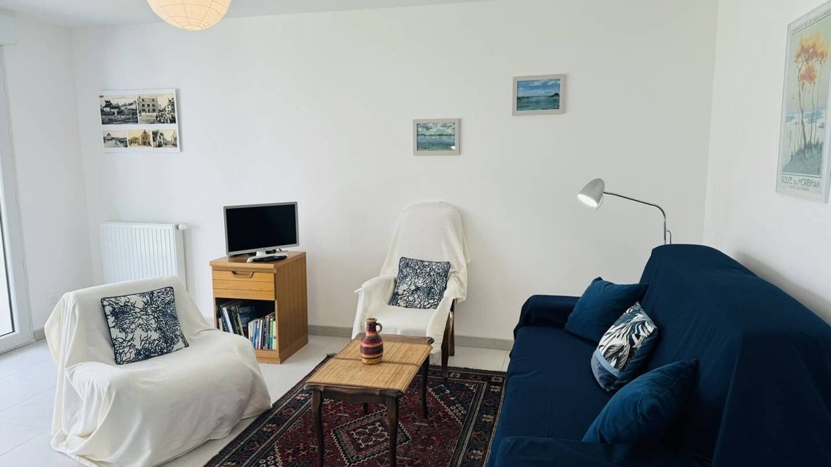Saint-Pierre-Quiberon Apartment | 3-room town center, enclosed garden, 150m from the beach