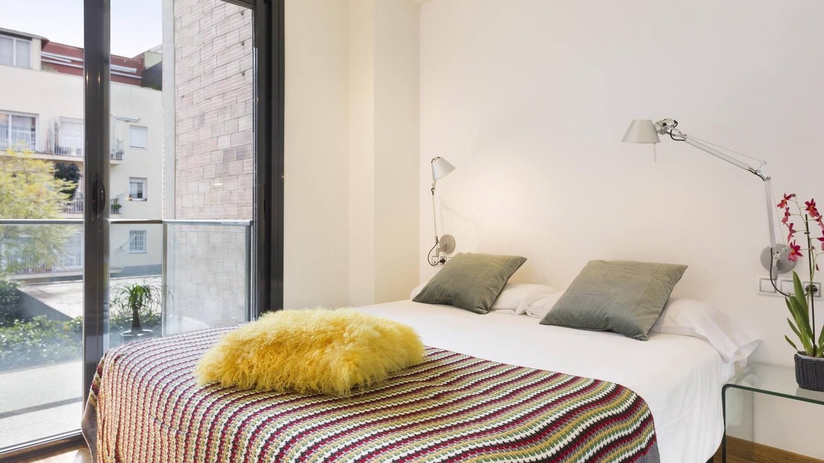 Sant Gervasi Apartment | 3 rooms 6 persons in Sant Gervasi with terrace near the Teknon