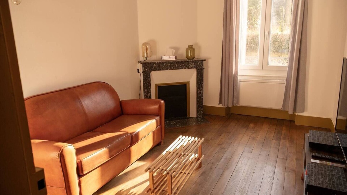 Nevers House | 3 rooms flat with garden next to the train station