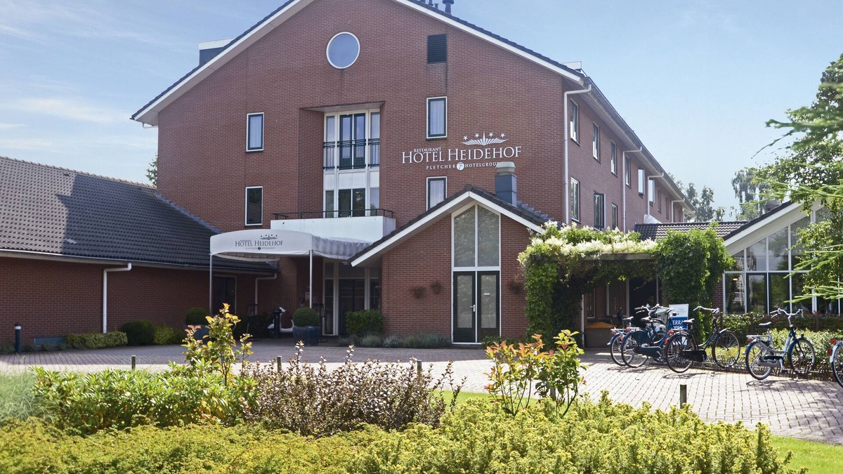 Heerenveen Hotel | 3 Serene Sanctuary close to Nature Reserves, Local Destinations & dining